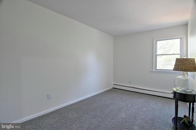 Building Photo - 2705 Walnut Ridge Dr