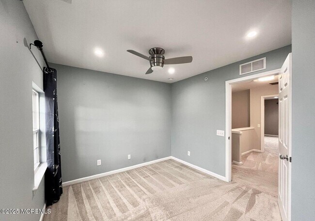 Building Photo - 155 Waypoint Dr