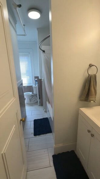 Building Photo - 75 Westland Ave