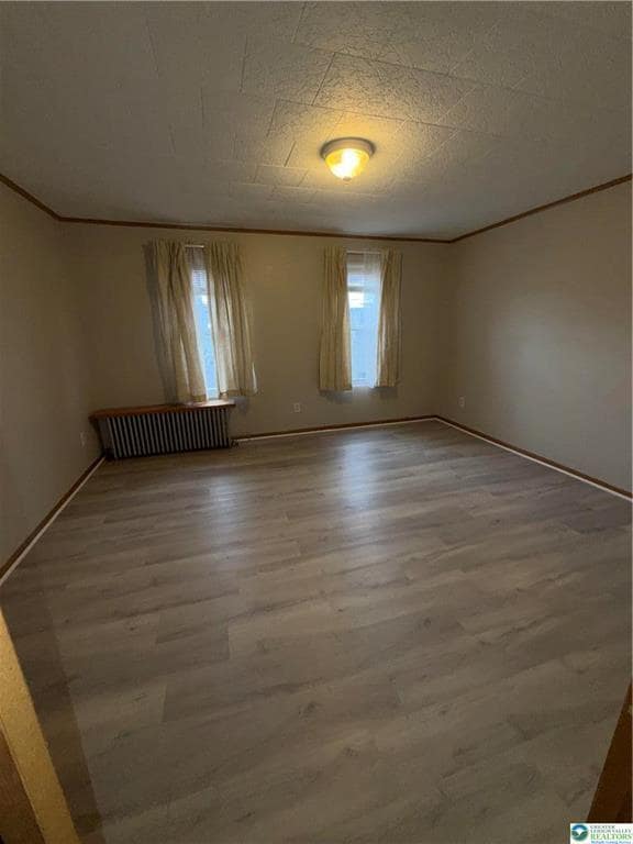 Building Photo - 219 Linden St