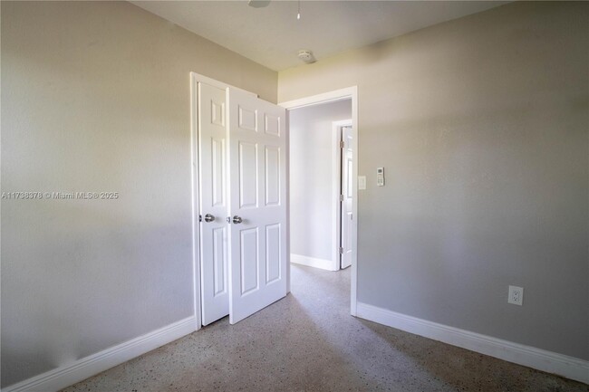 Building Photo - 521 N 20th St