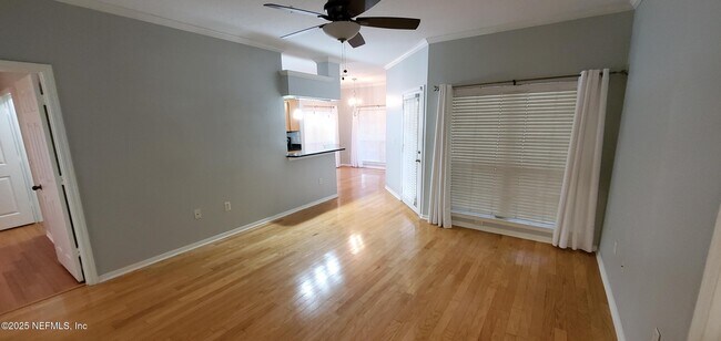 Building Photo - 7800 Point Meadows Dr