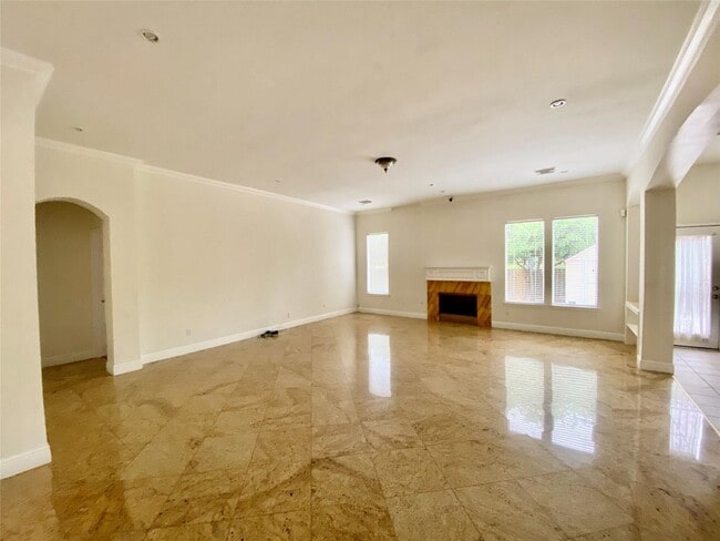 Building Photo - 10323 Stanbrook Dr