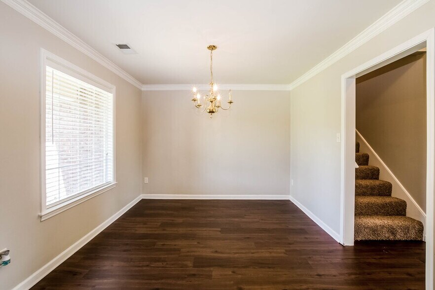 Building Photo - 6906 Greyhawk Cove N