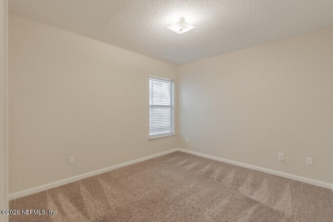 Building Photo - 684 Sid Dr