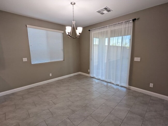 Building Photo - 6448 Earl Pike Ct