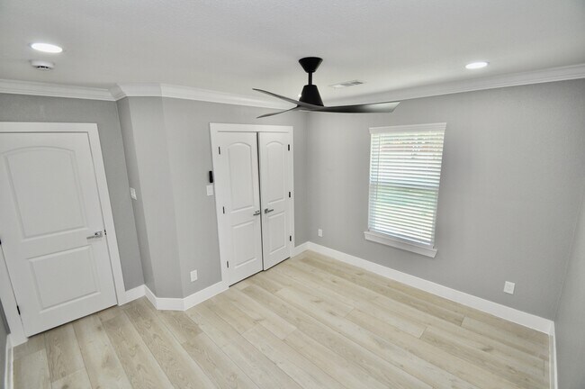 Building Photo - 7238 Evans St