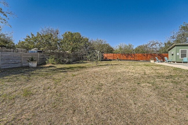 Building Photo - 1101 Coopers Hawk Path
