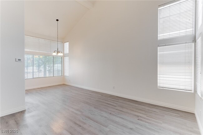 Building Photo - 313 Tuscany Ct