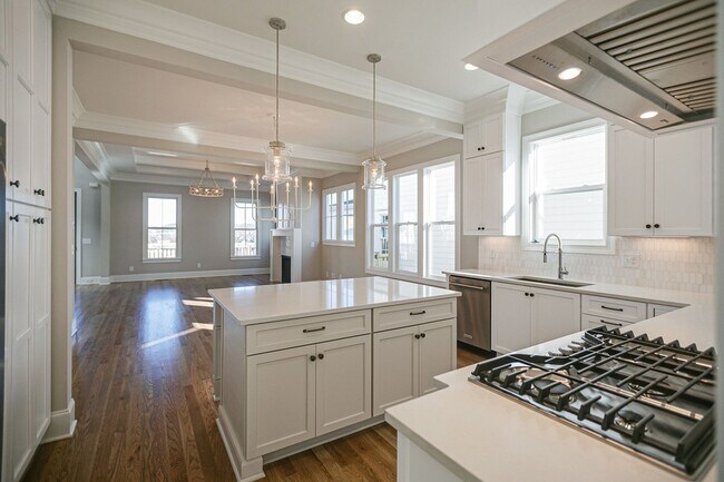 Building Photo - 3013 Long Br Cir