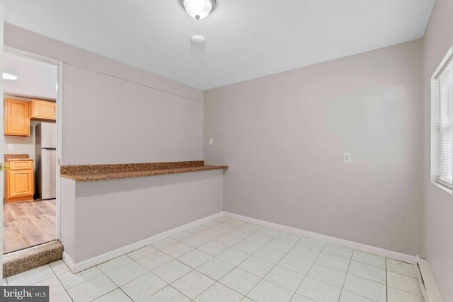 Building Photo - 1628 Wentworth Ave
