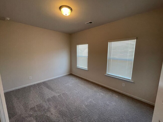 Building Photo - New 4/2.5 House in Longbrook- $1,995