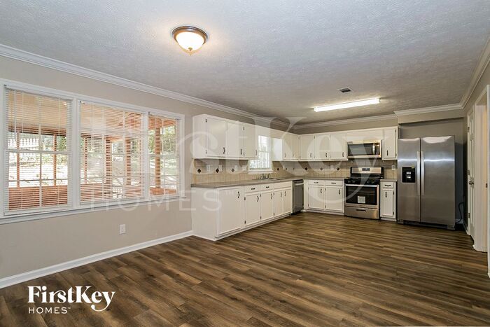 Building Photo - 1215 Hunters Creek Ct
