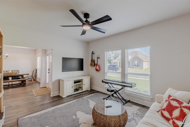 Building Photo - 4169 Equestrian Blvd
