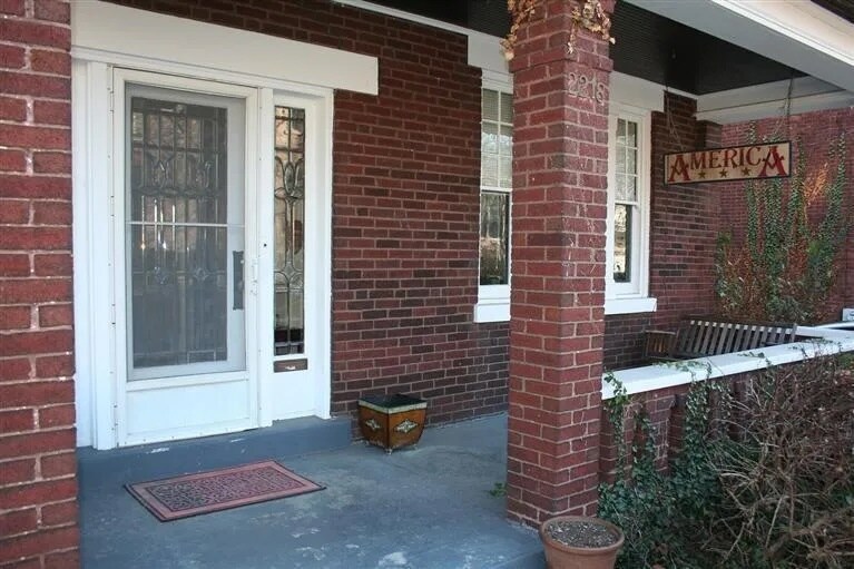 Building Photo - 2218 Eureka Ter