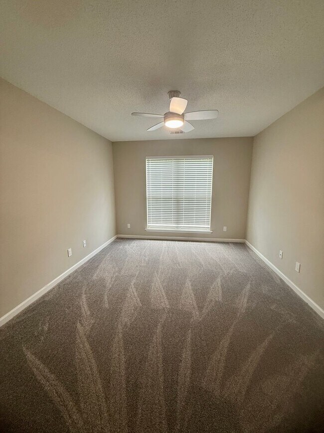 Building Photo - Copper Village Pooler