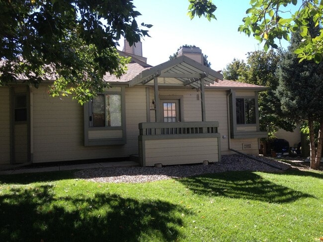 Primary Photo - Valley Hi one level living