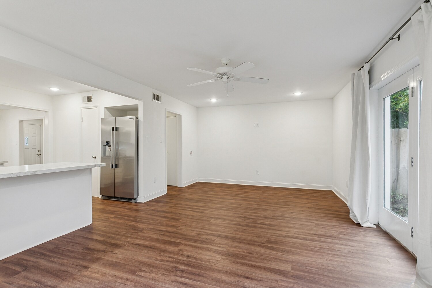 Building Photo - 1415 Homer St