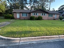 Building Photo - 1223 Poplar Ave