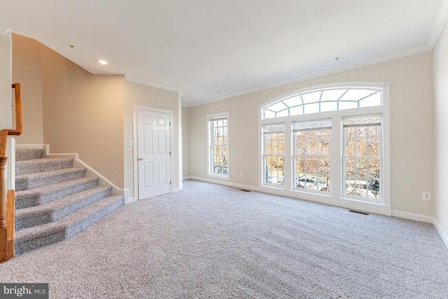 Building Photo - 3874 Carriage Hill Dr