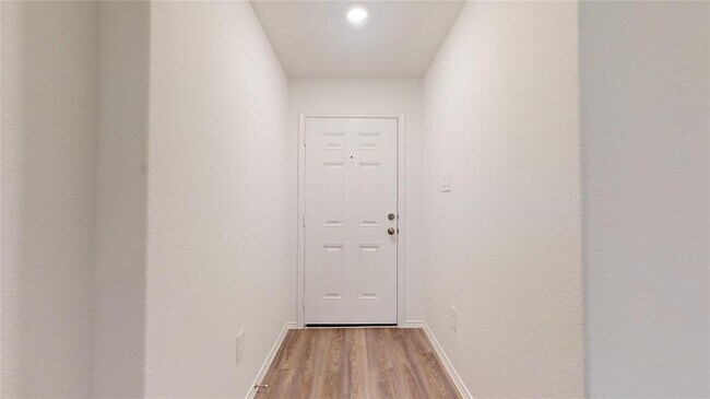 Building Photo - 1206 Silver Fir Ct