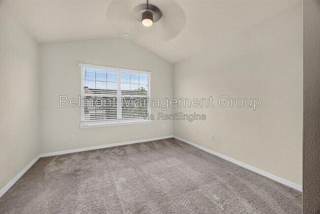 Building Photo - 3004 Alessa Loop