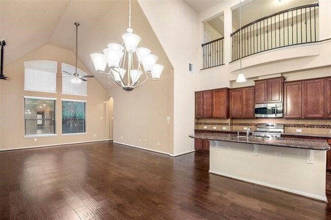 Building Photo - 17906 Arapaho Hill Ln