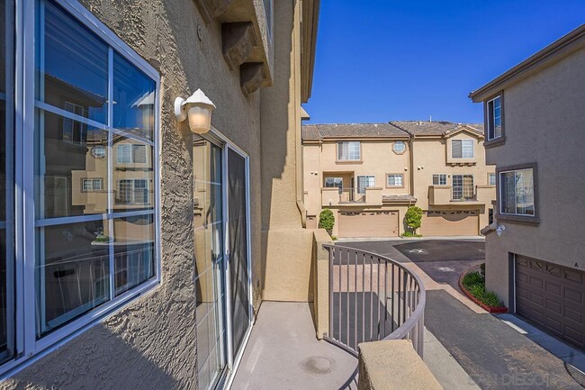 Building Photo - 12543 El Camino Real