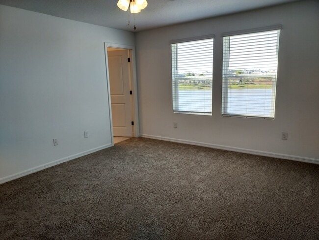 Building Photo - 2403 Paravane Wy
