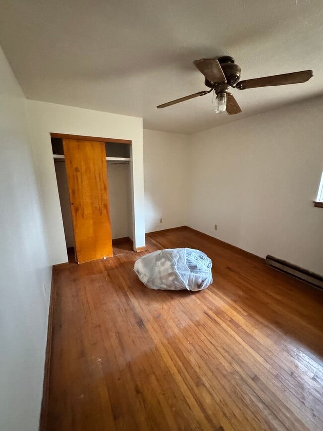 Building Photo - 2/1 outside city limits of Shelby, NC