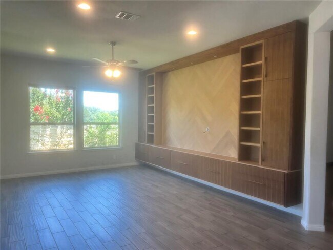 Building Photo - 3600 Brushy Creek Rd