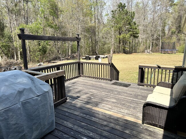 Building Photo - 203 Stockton Ct