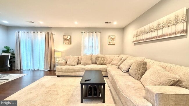 Building Photo - 4929 Tibbitt Ln
