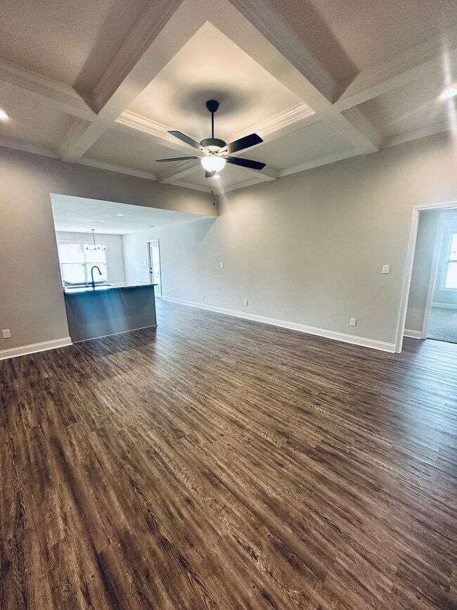 Building Photo - 604 Broderick Cir