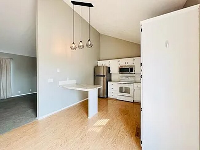 Building Photo - 6714 N 110th Ave