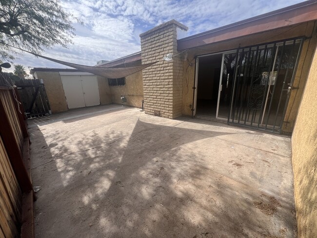 Building Photo - 1307 S Copias Way