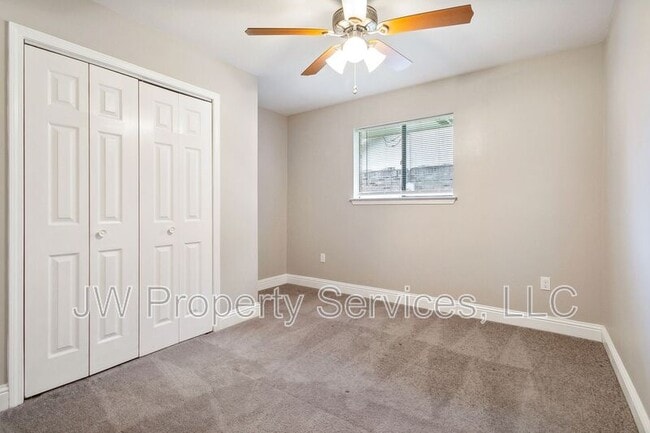 Building Photo - 1476 St Christopher Dr