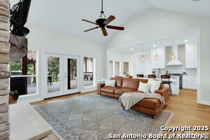 Building Photo - 548 Winding View