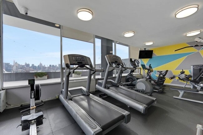 Building Photo - 6050 JFK Blvd E