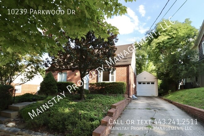 Primary Photo - 10239 Parkwood Dr