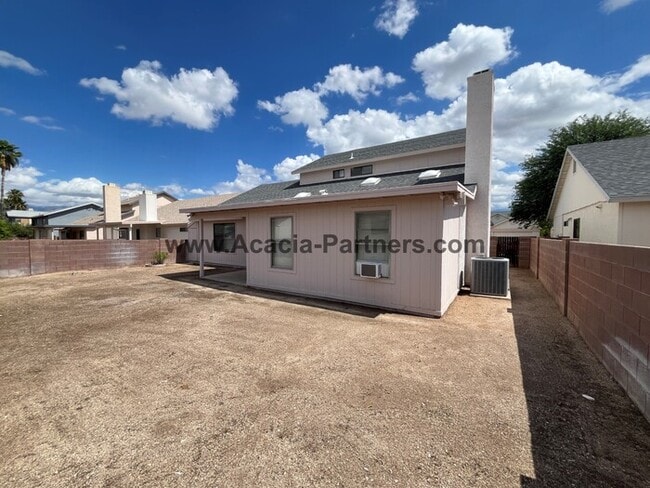 Building Photo - Three Bedroom In East Pointe Estates II