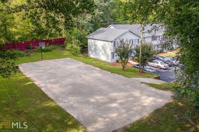 Building Photo - 360 N 19th St