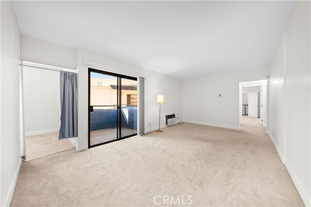 Building Photo - 10982 Roebling Ave