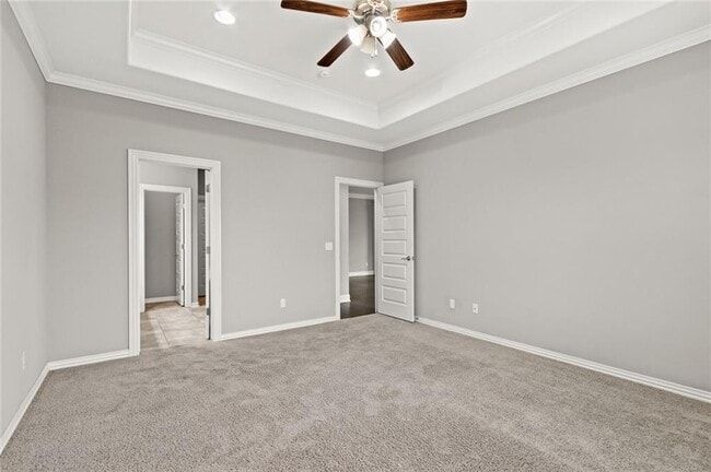 Building Photo - 4400 SW Eggersway Pl