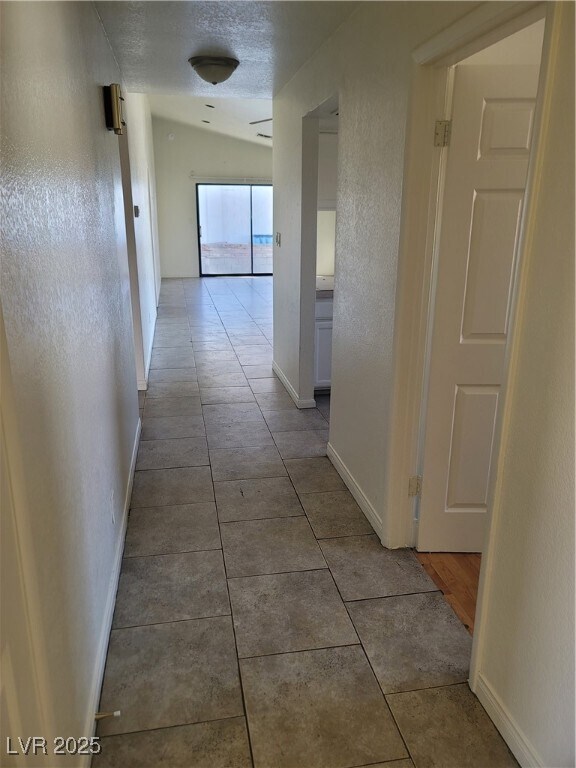 Building Photo - 3948 N Applecrest St