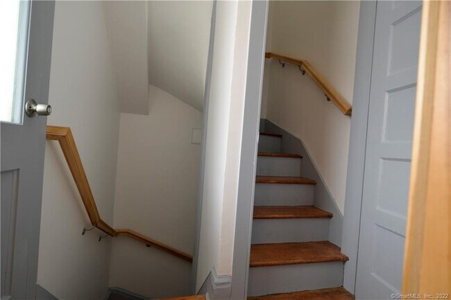 Building Photo - 361 Gregory St
