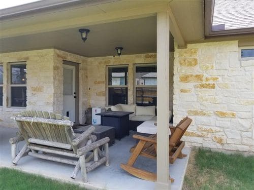 Building Photo - 2425 Muzzie Ln