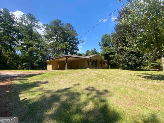 Building Photo - 843 Carrollton Villa Rica Hwy