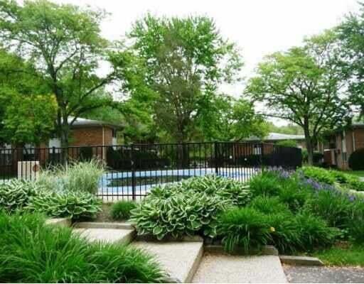 Building Photo - 1209 Island Dr