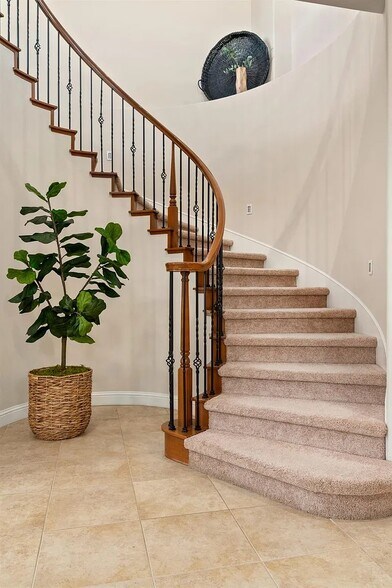 Building Photo - 308 Rialto Ct